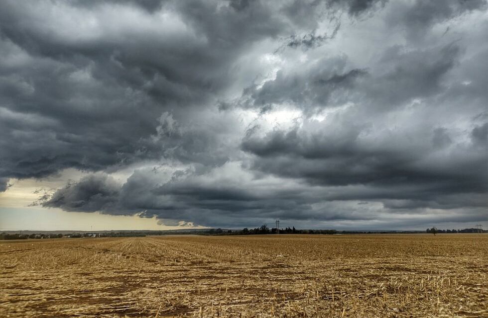 Completito: rige una alerta naranja por tormentas y vientos severos para todo Córdoba