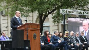 Omar Perotti encabezó su último acto por el 9 de Julio como gobernador en Rafaela