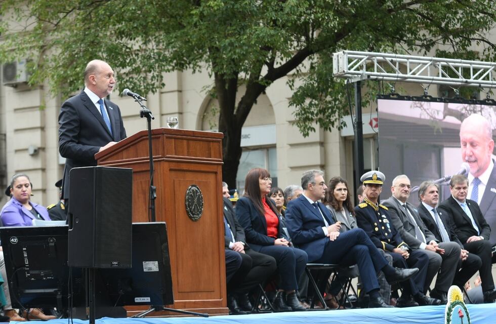 Día de la Independencia: El Gobernador de Santa Fe encabezó el acto oficial en Rafaela
