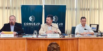 Franco Bertolín (Secretario), Germán Bottero (Presidente) y Marcelo Trigueros (Prosecretario) del Concejo Municipal