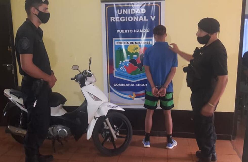 Detuvieron a dos personas y recuperaron una moto en Iguazú