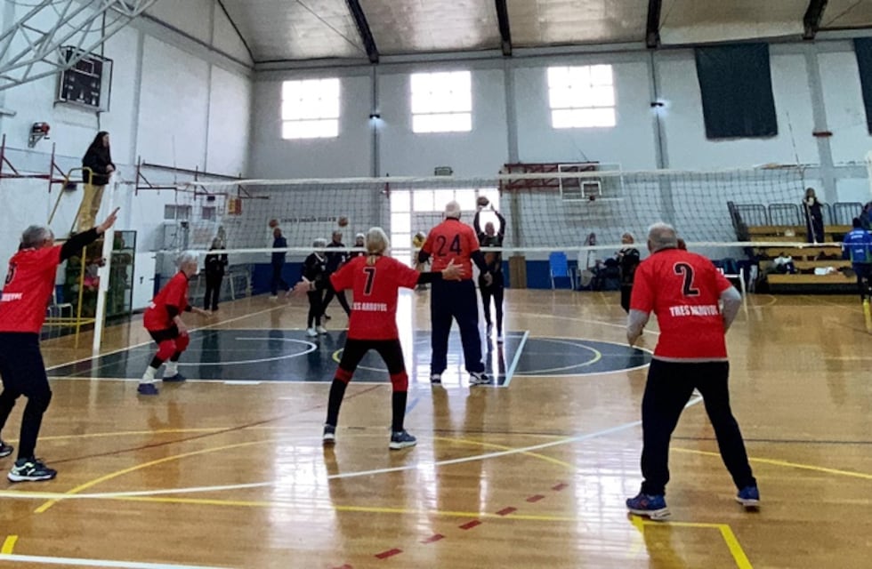 Se desarrolló en Gonzales Chaves un Torneo de Newcom para mayores de 70 años