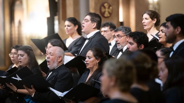 El coro EVU busca ayuda económica para poder hacer su 5ta gira internacional.