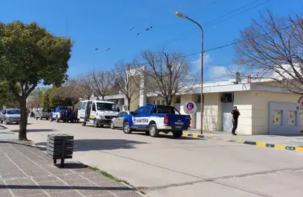 Córdoba: intentaron robar disfrazados de policías y simulando un allanamiento