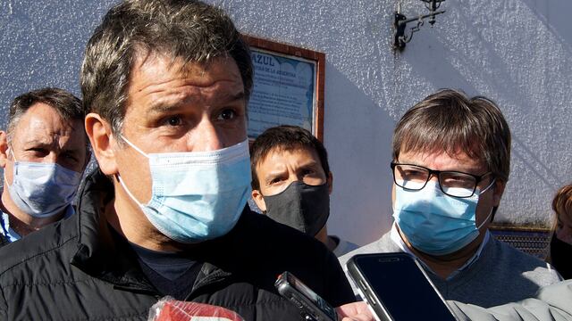 Facundo Manes, de campaña en Azul