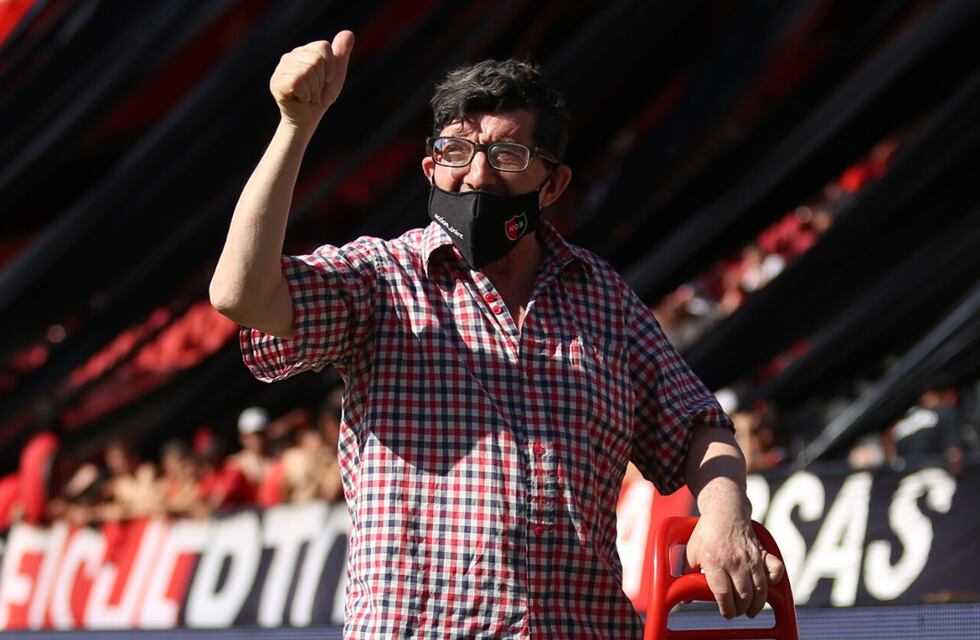 Atropellaron a “Pijuí”, el reconocido hincha de Newell’s que vende golosinas en la cancha