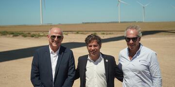 Uset participó de la recorrida del parque eólico junto al gobernador Axel Kicillof
