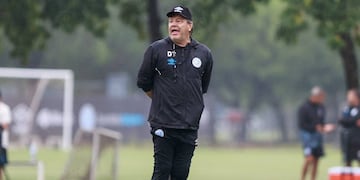 Ricardo Zielinski, DT de Belgrano, cambia de esquema para el debut en el Clausura ante Huracán (Prensa Belgrano).