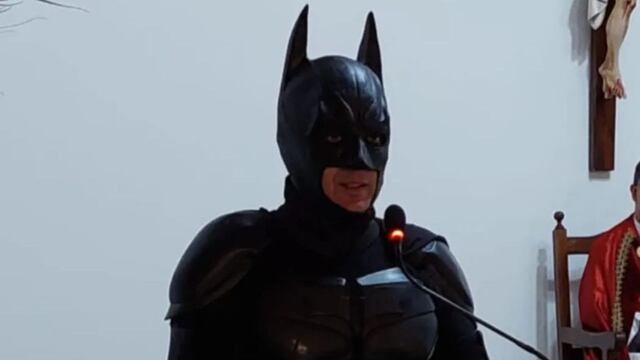 El nuevo Batman solidario de La Plata.