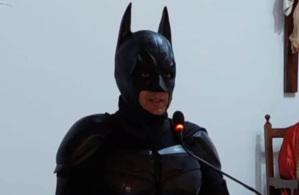 “Hicieron posible una noche alegre y familiar”: la emoción del Batman de La Plata por su primer encuentro solidario