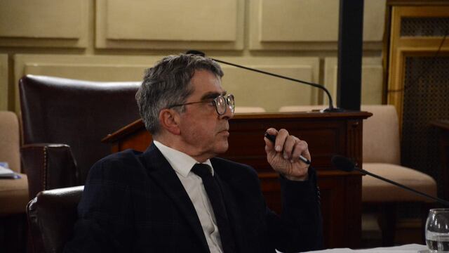 El legislador sostiene que no puede ser acusado formalmente debido a que tiene fueros.