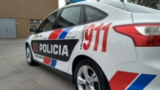 Fuerte choque entre una moto y una camioneta en San Juan: un hombre se salvó de milagro (imagen ilustrativa)