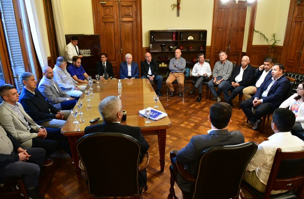 Zafra 2025: Gobierno e Industria Azucarera definen estrategias