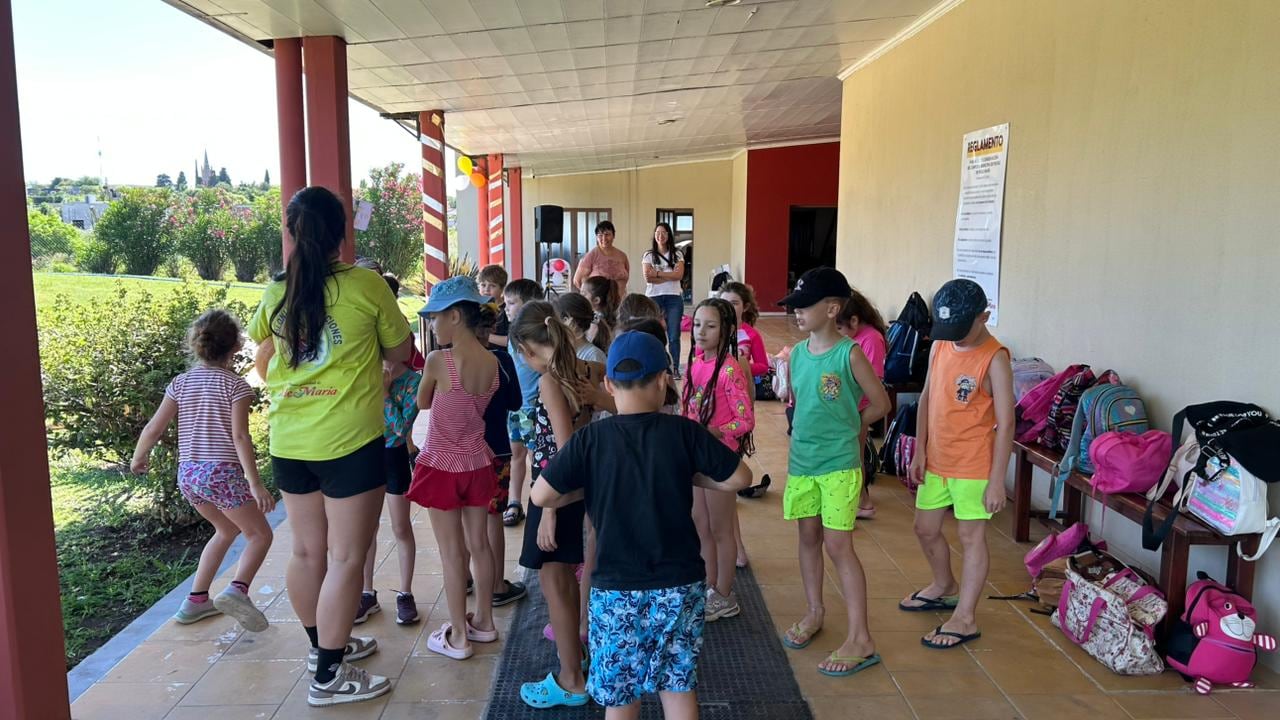 Valle María puso en marcha la Colonia de Vacaciones 2025–2026.