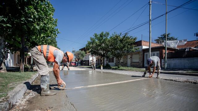 Se llevan a cabo en diferentes barrios como Don Bosco, Bernardino Rivadavia, Punta Mogotes, San José y Colinas de Peralta Ramos, entre otros.