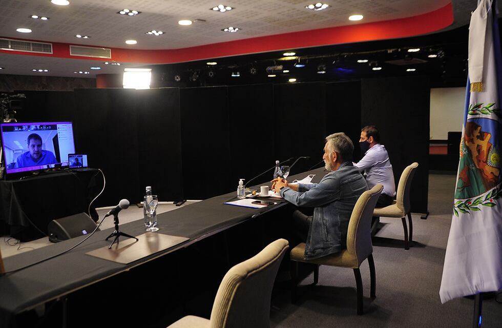 San Luis pidió la reanudación del gasoducto de la Costa y le prometieron una oficina burocrática