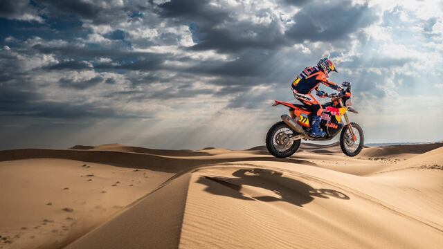 Luciano Benavides se impuso en la octava etapa del Dakar 2025 y está cuarto en la general de Motos.