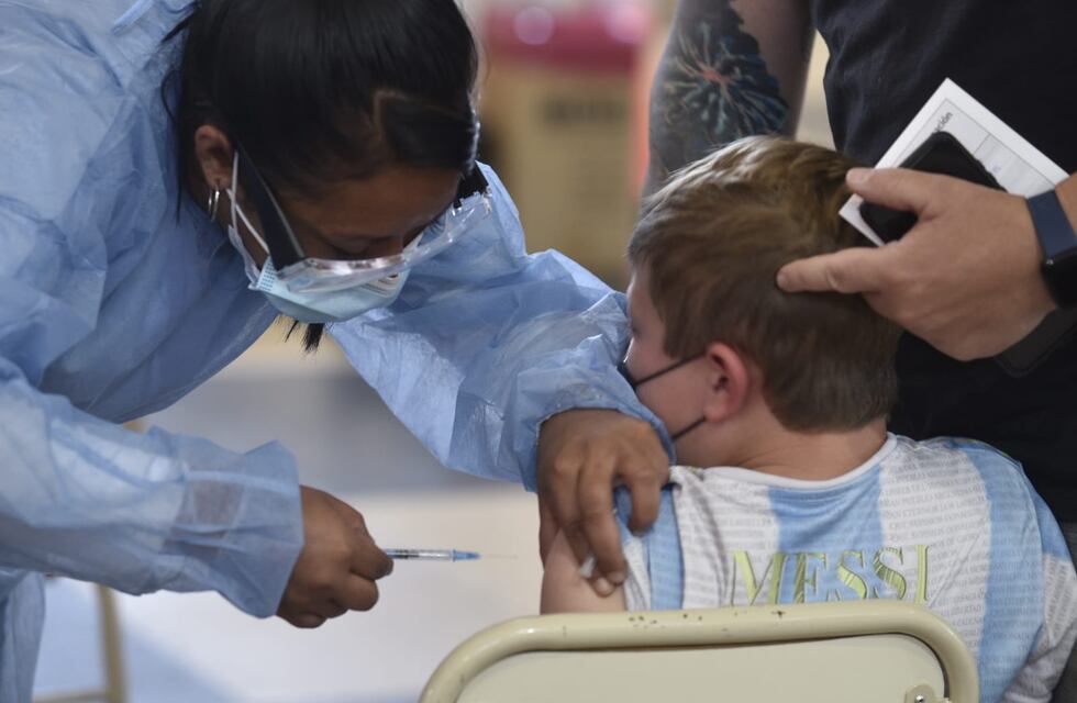 Vacunación en Córdoba: ¿dónde aplican dosis de Pfizer para niños?