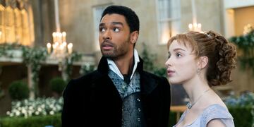 Bridgerton es una serie de época. La protagonista se rehúsa a casarse por compromiso.