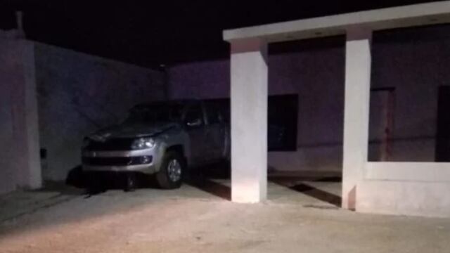 Insólito: sufrieron un accidente y se llevaron el vehículo de la escena.