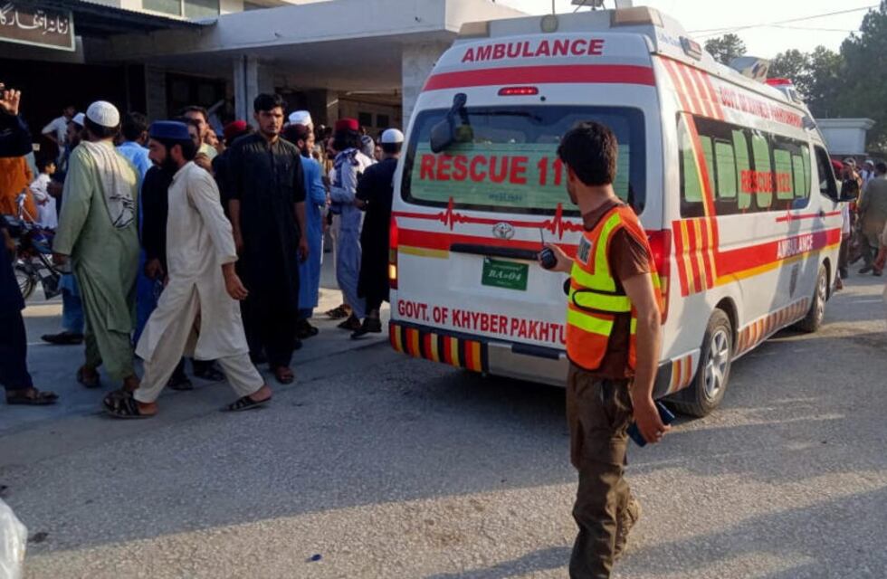 Atentado en Pakistán deja al menos 75 muertos y decenas de heridos