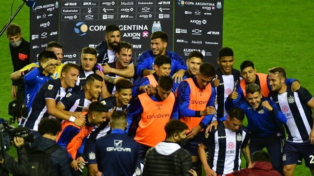 El festejo de Talleres por el pase a semifinales. Jugará en San Luis, por la gran final de Copa Argentina (Federico López Claro).