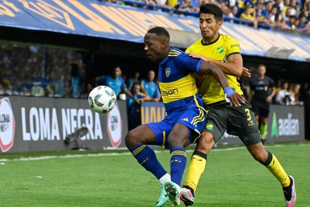 Boca enfrenta a Defensa y Justicia por la cuarta fecha de la Copa de la Liga Profesional. (Fotobaires)