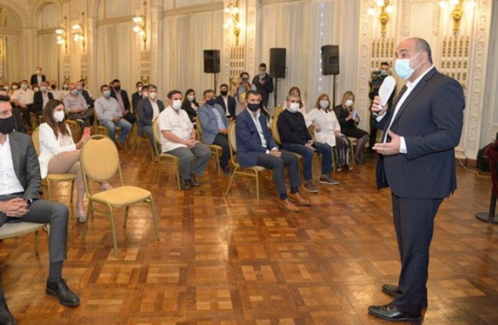 Juan Manzur: “El virus ya está, tenemos que controlarlo y la única forma es con la responsabilidad social”