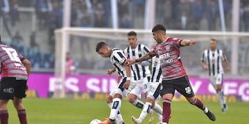 Talleres y el partido ante Central Córdoba que se disputó en el estadio Mario Kempes. (Facundo Luque / La Voz).