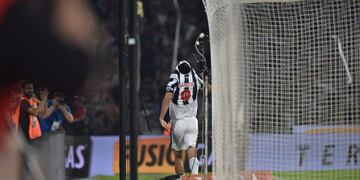 Todo un desahogo para Michael Santos, en el festejo de su gol para el Talleres 2-Boca 1 (Facundo Luque / La Voz).