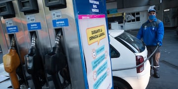 Los combustibles de YPF aumentarán 5% en el transcurso del fin de semana, y el incremento acumulado en 2021 superará 28%. Foto: Ignacio Blanco / Los Andes