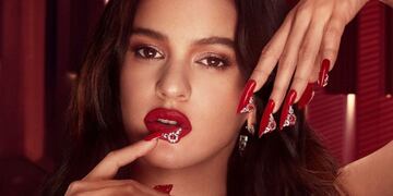 Los mejores looks de Rosalía con uñas largas