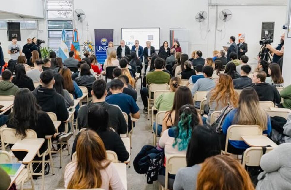 Con más de mil ingresantes, inaugura la carrera de Medicina en la Universidad Nacional de Catamarca
