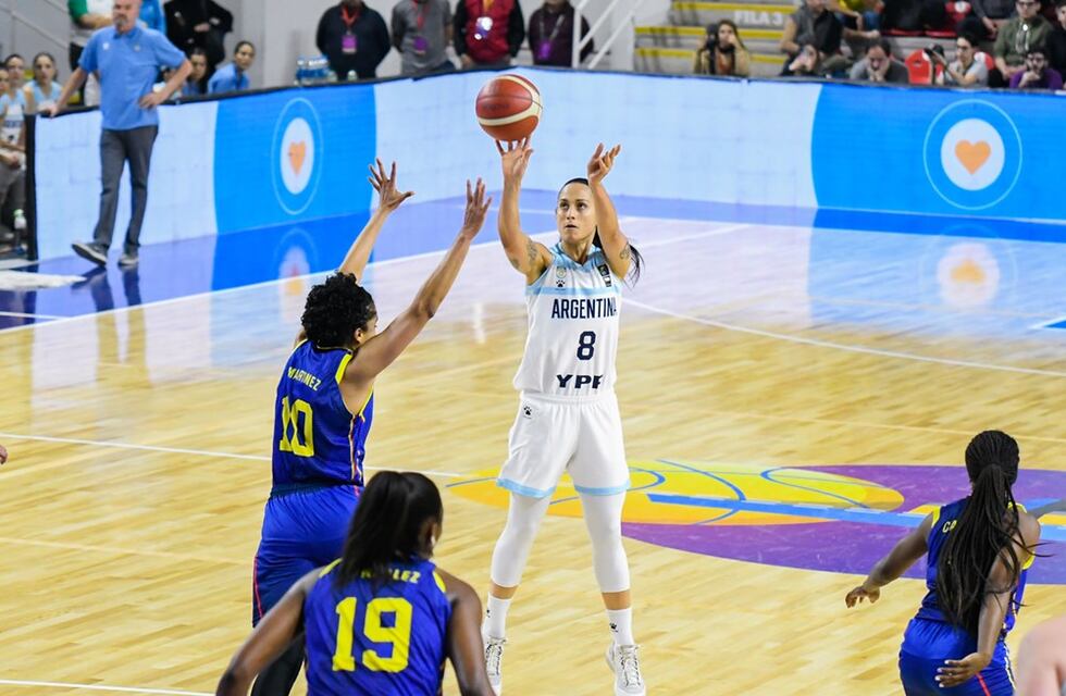 Con gran aporte de Andrea Boquete, Las Gigantes son finalista del Sudamericana de básquet