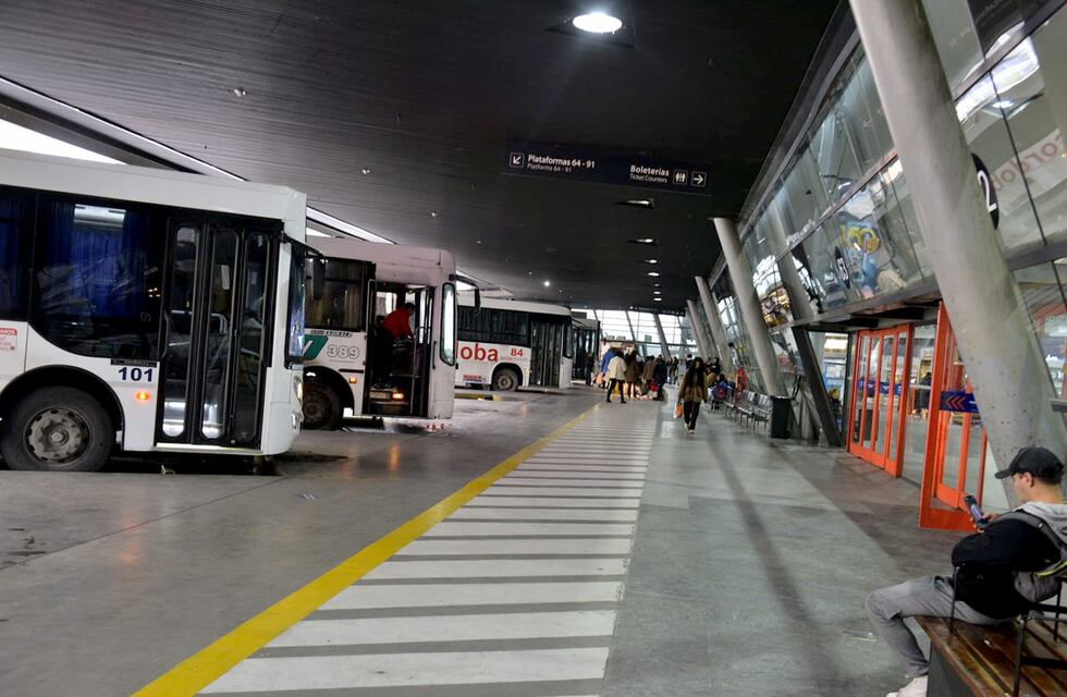 Se levantó el paro de interurbanos en Córdoba: este jueves, los colectivos circulan con normalidad