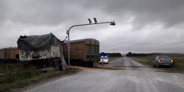 Así fue el impacto entre el camión y el tren en Tandil