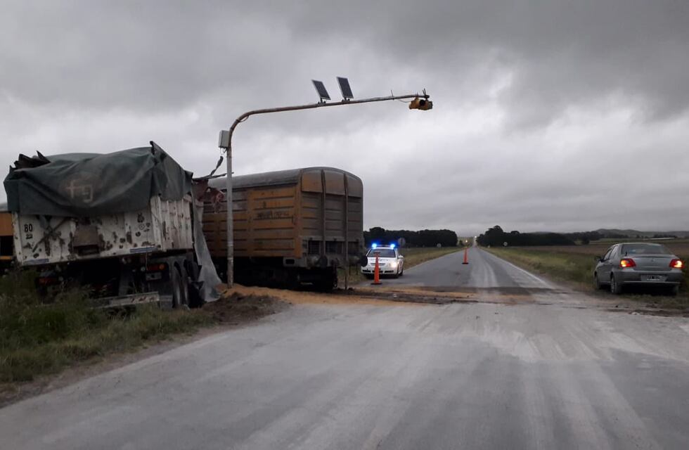 Violento accidente en Tandil entre un camión y un tren