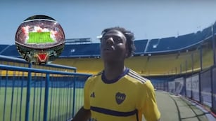 Fue a La Bombonera y no a la cancha de River.