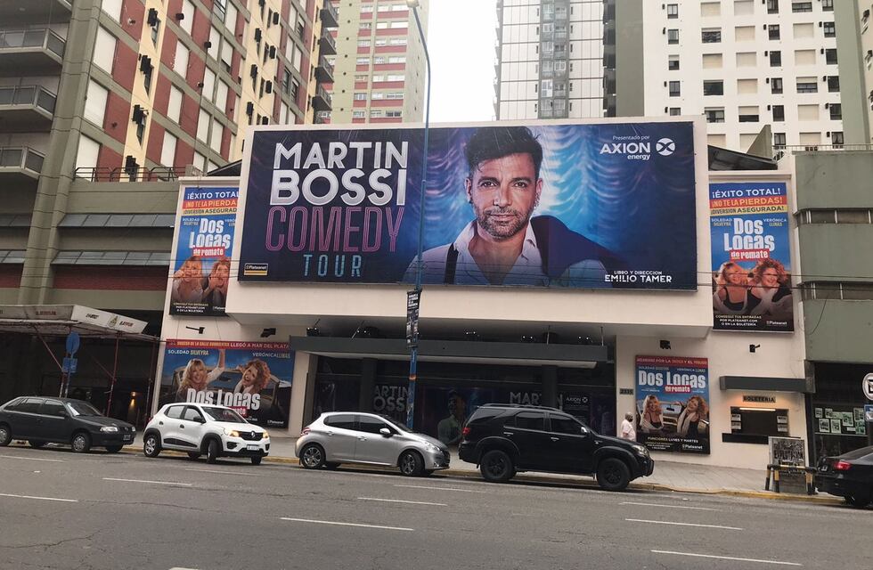 Martín Bossi inauguró la marquesina transiluminada más grande de Mar del Plata