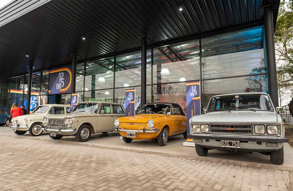 Encuentro de autos clásicos y de época en Tres Arroyos