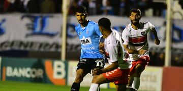 Leandro Fernández, autor del gol para Racing ante Chacarita (Ramiro Pereyra / La Voz).