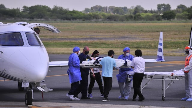 Traslado de Abigail en un avión sanitario desde Santiago del Estero a San Fernando.