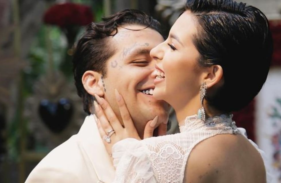 Yate, mimos y una llamativa canción: la lujosa luna de miel de Christian Nodal y Ángela Aguilar
