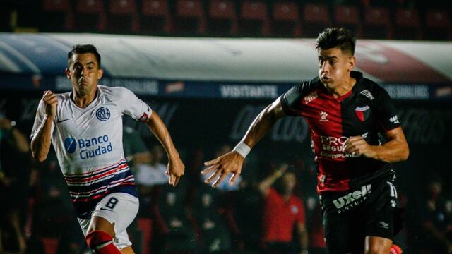 El ex San Lorenzo de Almagro abrió la cuenta este sábado en el Cementerio de los Elefantes. (@colonoficial)