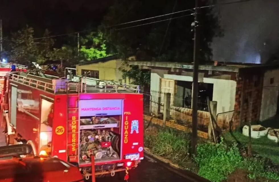 Acusan a la pareja de un hombre de provocar un incendio en una vivienda de Puerto Iguazú