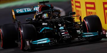 Hamilton venció en Yeda y estiró la definición del título.