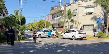 El macabro video del momento en el que un hombre siguió a una mujer que volvía de bailar y la mató en Lomas del Mirador