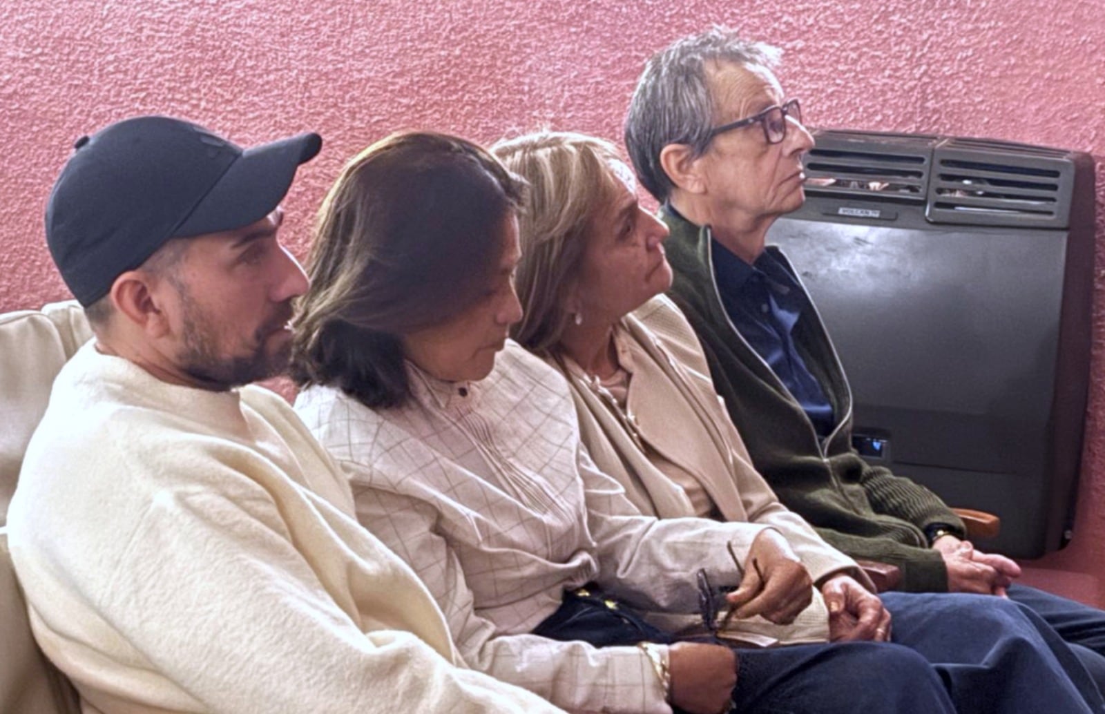Emilia Mernes emocionó a Nogoyá, su pueblo natal, con un mensaje muy especial en la emisión de su documental.