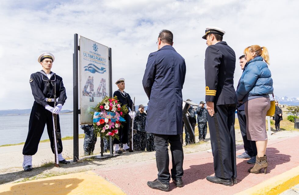 Tierra del Fuego recordó y homenajeó a los 44 tripulantes del ARA San Juan