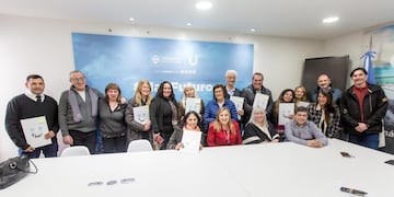 Entregaron Títulos de Propiedad de la Tierra a diez familias de Ushuaia